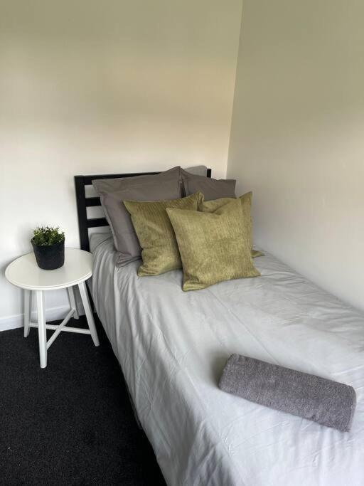 Castle Court Apartment London Exterior photo